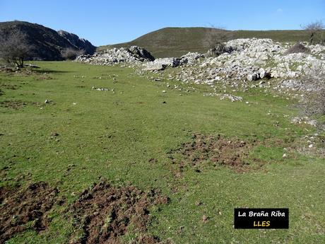 Arenas de Cabrales-Nava-El Jorcáu del Cuernu-Lles