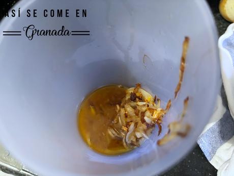 Noodles de arroz con gambas a la crema de cava