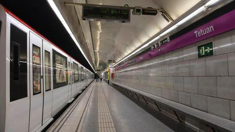 Barcelona contará con el servicio de metro abierto durante 67 horas