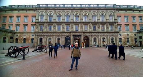 SUECIA; EL PALACIO REAL DE ESTOCOLMO