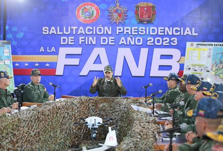 Lineamientos Presidenciales durante Acto de Salutación de Fin de Año a La FANB