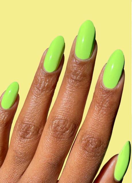 Tendencias de nail art para el 2024.