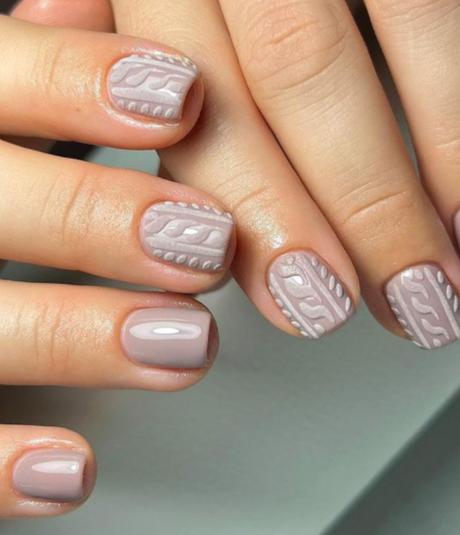 Tendencias de nail art para el 2024.