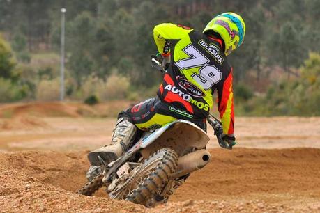 Adquirir ropa personalizada para practicar motocross y enduro Adquirir ropa personalizada para practicar motocross y enduro