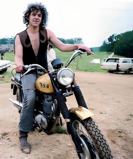 Efemérides del Rock y Heavy Metal: Qué pasó un 08 de Enero