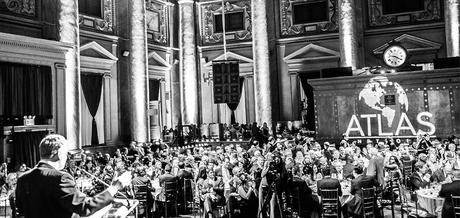 Un Anillo para Controlarlos a Todos...