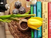 meses, novelas autopublicadas