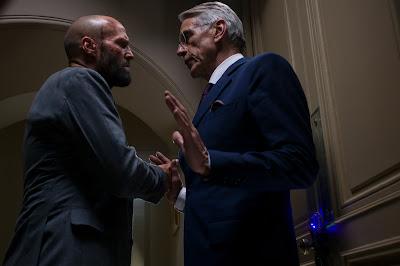 The beekeeper; el protector: Protección a Mamporros