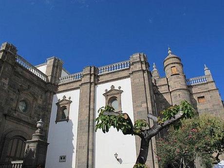 BARRIO DE VEGUETA. LAS PALMAS DE GRAN CANARIA Catedral parte trasera