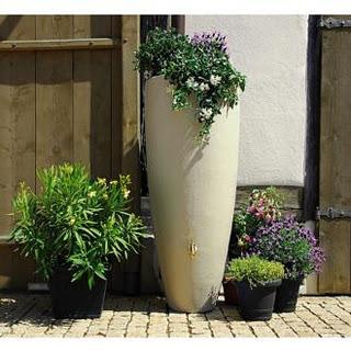 Macetero que  Recoge Agua de Lluvia