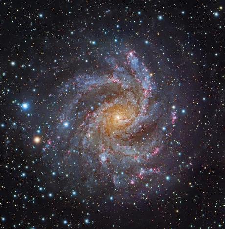 La galaxia NGC 6946 La galaxia NGC 6946