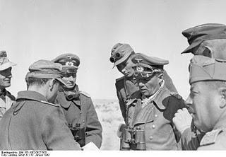 Mientras Auchinleck canta victoria Rommel resuelve desatar una nueva ofensiva - 12/01/1942.