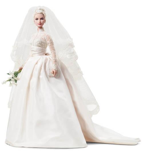 Barbie Grace Kelly con el vestido de su boda
