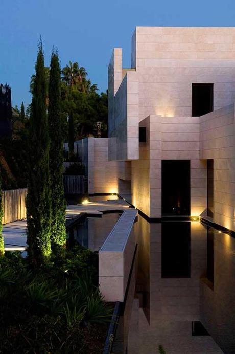 A-cero Projects A-cero presenta una nueva vivienda en La Costa del Sol (Parte II, exteriores nocturnos)