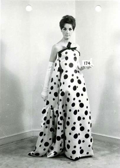 ARE POLKA DOTS PART OF FASHION?