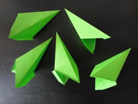 lampara_adorno_estrella_paso3b Diseña una lámpara de estrella de papel