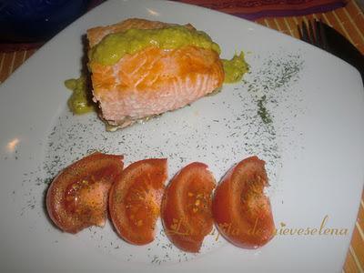 Salmón con crema de naranja