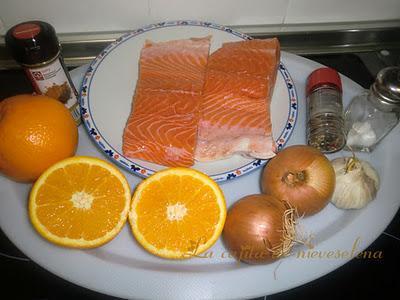 Salmón con crema de naranja