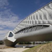 Arquitectos de ayer y de hoy - I I - ZAHA HADID