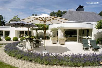 Jardines de villa y arquitectura interior