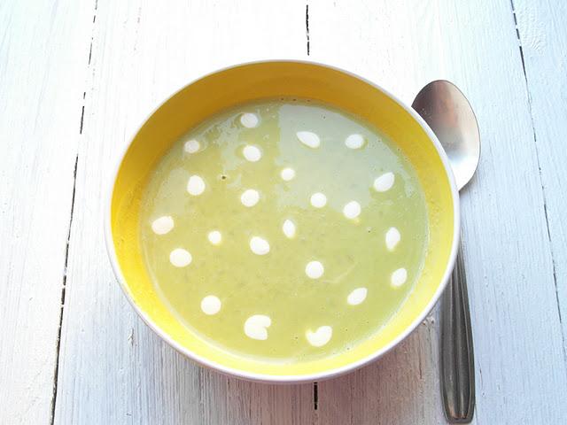 Crema de Guisantes con lunares de queso (Soup Dots Polka) en Pasion Food