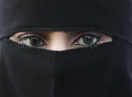 El burka: la eterna polémica

Melilla, año 2010. Una niña...