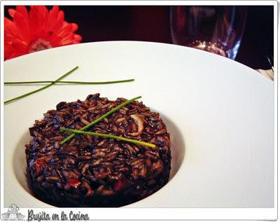 Risotto negro de chipiron y gamba
