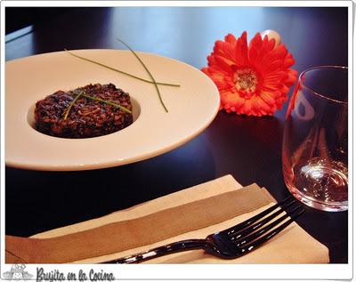 Risotto negro de chipiron y gamba