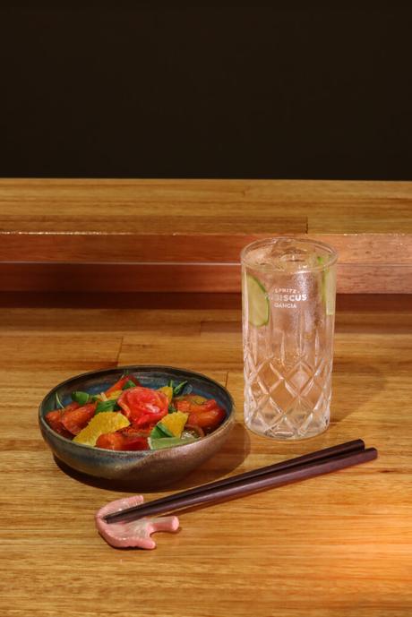 RECETAS REFRESCANTES SÚPER FÁCILES Y VERANIEGAS PARA COMBATIR EL CALOR tragos verano gancia amargo obrero terma bebidas con alcohol sin alcohol cocktails