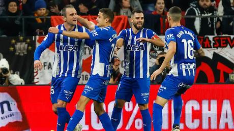 Crónica Sevilla FC 2 - Alavés 3