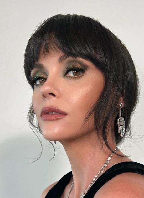 Emmy Awards Critics Choice 2024 Maquillajes y peinados de los Critics Choice Awards y Emmy 2024.