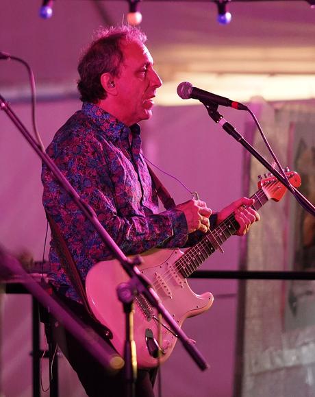 Violeta de Outono - Espectro (2012)