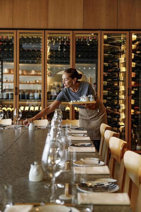 nika club omakase lanussol Massuda