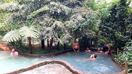 AZORES:  FURNAS Y LOS BAÑOS TERMALES EN ILHA SAO MIGUEL