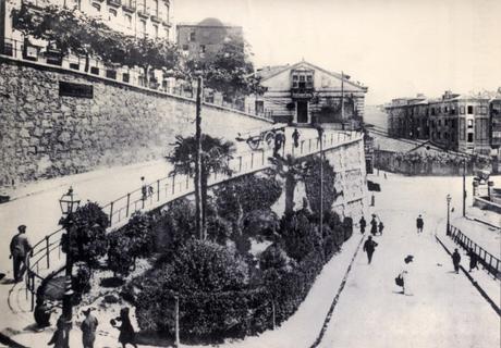 La bolera del Frente de Juventudes