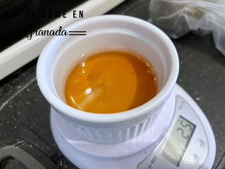 Ensalada templada de pollo con vinagreta de caramelo