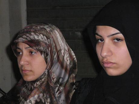 GENOCIDIO Y DOLARIZACIÓN