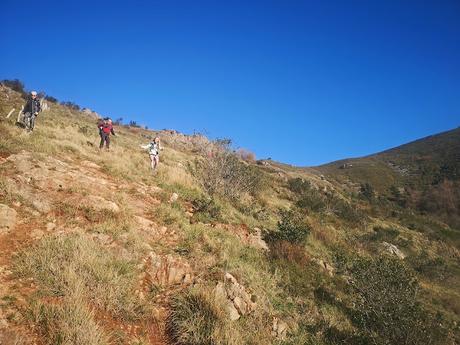 Dolmen de Merillés desde Tuña