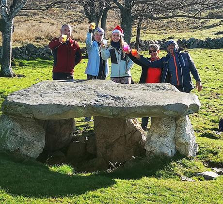 Dolmen de Merillés desde Tuña