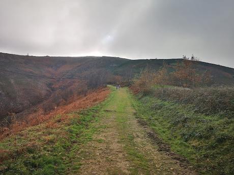 Dolmen de Merillés desde Tuña