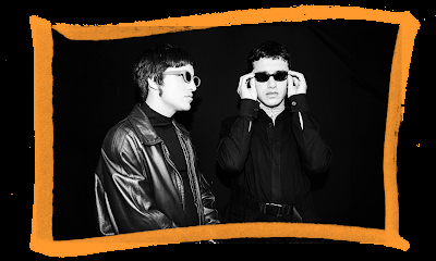 PECES RAROS: 'OBRAS EN VIVO'