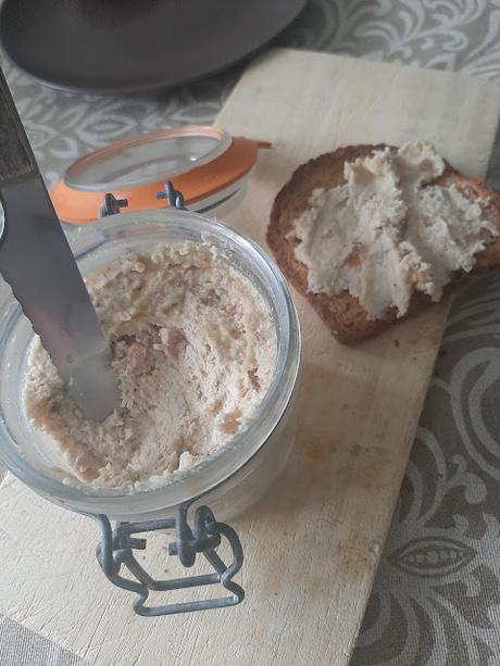 RILLETTES DE POLLO ASADO