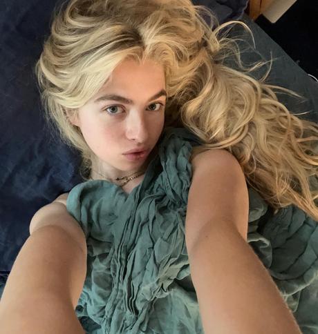 Anais Gallagher: De la Moda a la Granja 11