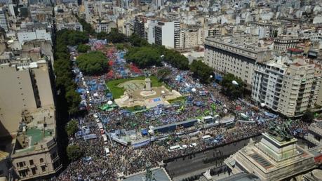 Sin lugar para los cómplices