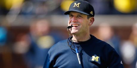 Jim Harbaugh regresa a la NFL al mando de los Chargers