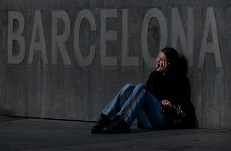 Bisagras de cazoleta para Muebles: Un Mundo de Opciones para tus Proyectos de Decoración Barcelona Card