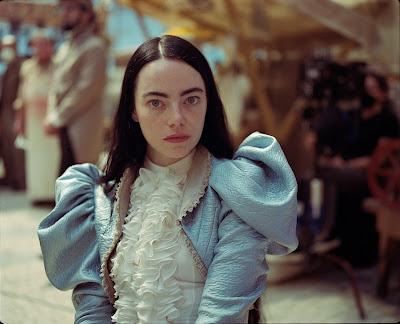 Pobres criaturas; Explosión cerebral