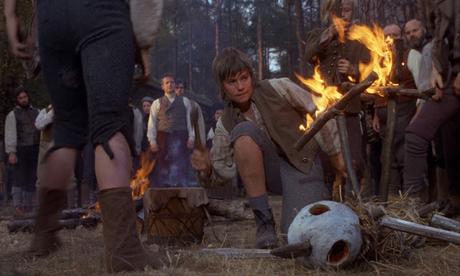 Demonios de la mente (Gran Bretaña, 1972) Demonios de la mente (Gran Bretaña, 1972)