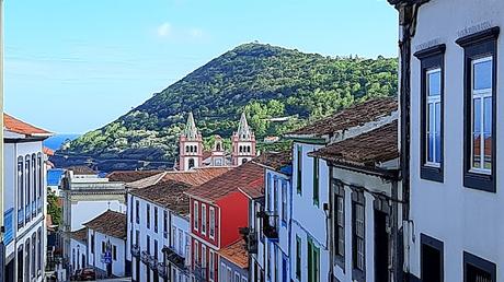 AZORES: ANGRA DO HEROÍSMO EN ISLA TERCEIRA