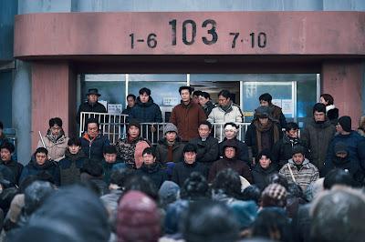 Concrete Utopía; Distopia alternativa